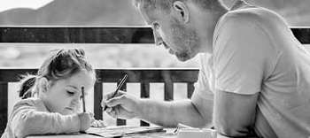 Pädagogik und Lehre Du willst als Lehrer oder Pädagoge arbeiten? Finde passende Bachelor-Studiengänge aus dem Bereich Pädagogik und Lehre.