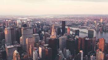 Sprachreisen USA Aufnahme von New York aus der Luft.