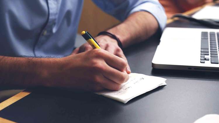 Tipps zum wissenschaftlichen Schreiben Wissenschaftliches Schreiben ist gar nicht so einfach