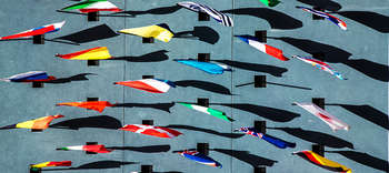 Sprachen Abbildung von den Flaggen verschiedener Länder.